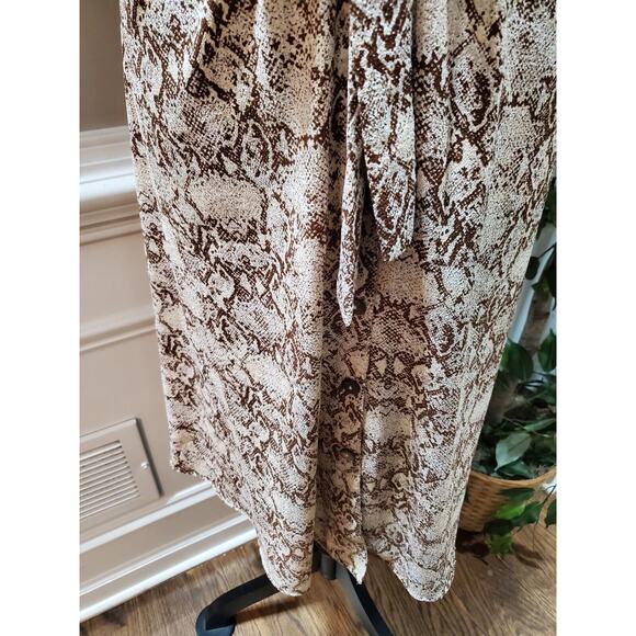 Angle Women's White & Brown Polyester Collared Short Sleeve Knee Length Dress M - Picture 4 of 10